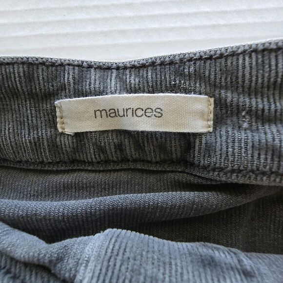 Maurices Gray Corduroy Short Skirt, Button Front Women’s Size 6 - Picture 5 of 6